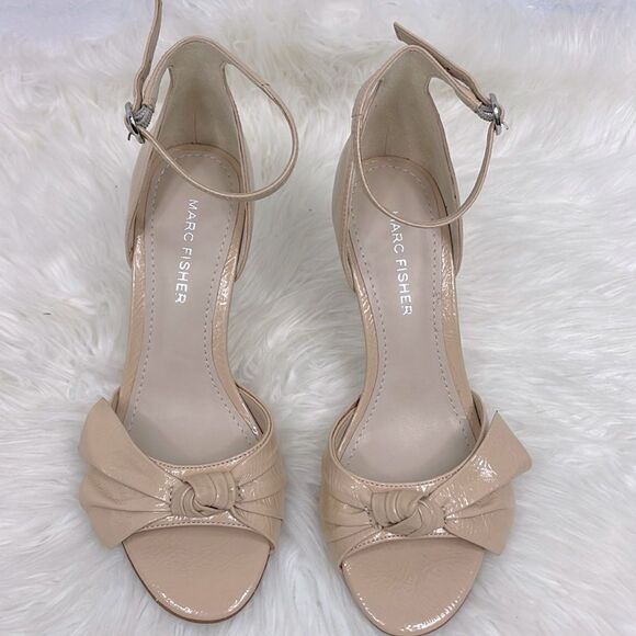 Marc Fisher | patent leather open toe heels 5.5 cream ,ankle strap, fron… - Picture 3 of 10